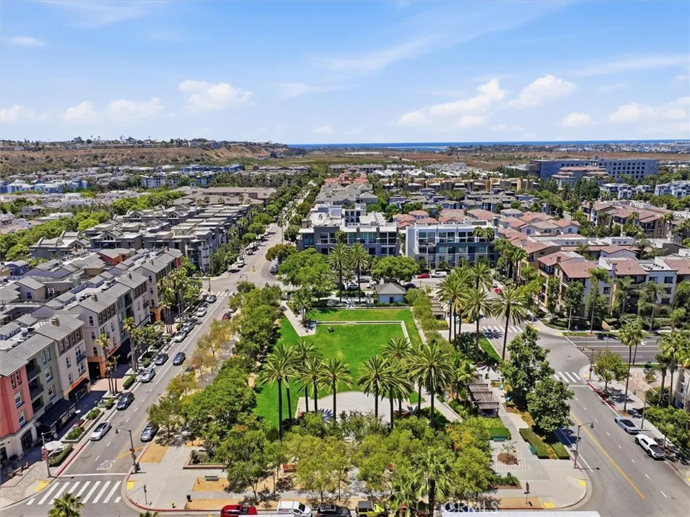13045 Pacific Promenade #102 Playa Vista, CA 90094