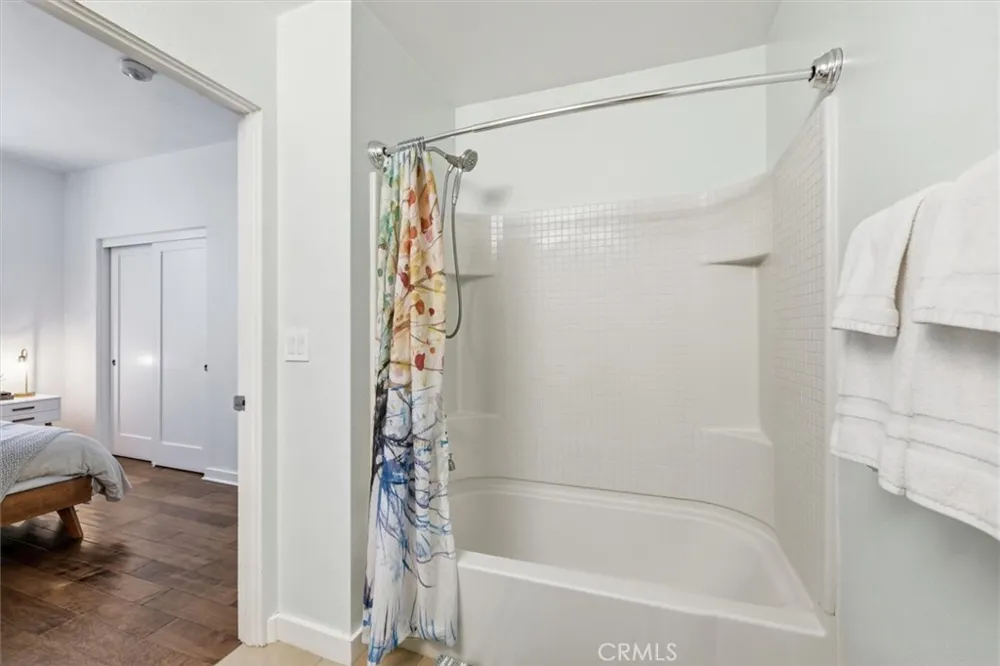 13045 Pacific Promenade #102 Playa Vista, CA 90094
