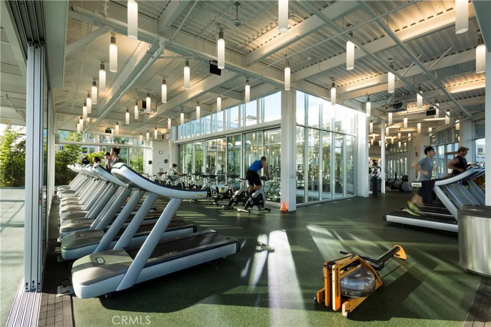 13045 Pacific Promenade #102 Playa Vista, CA 90094