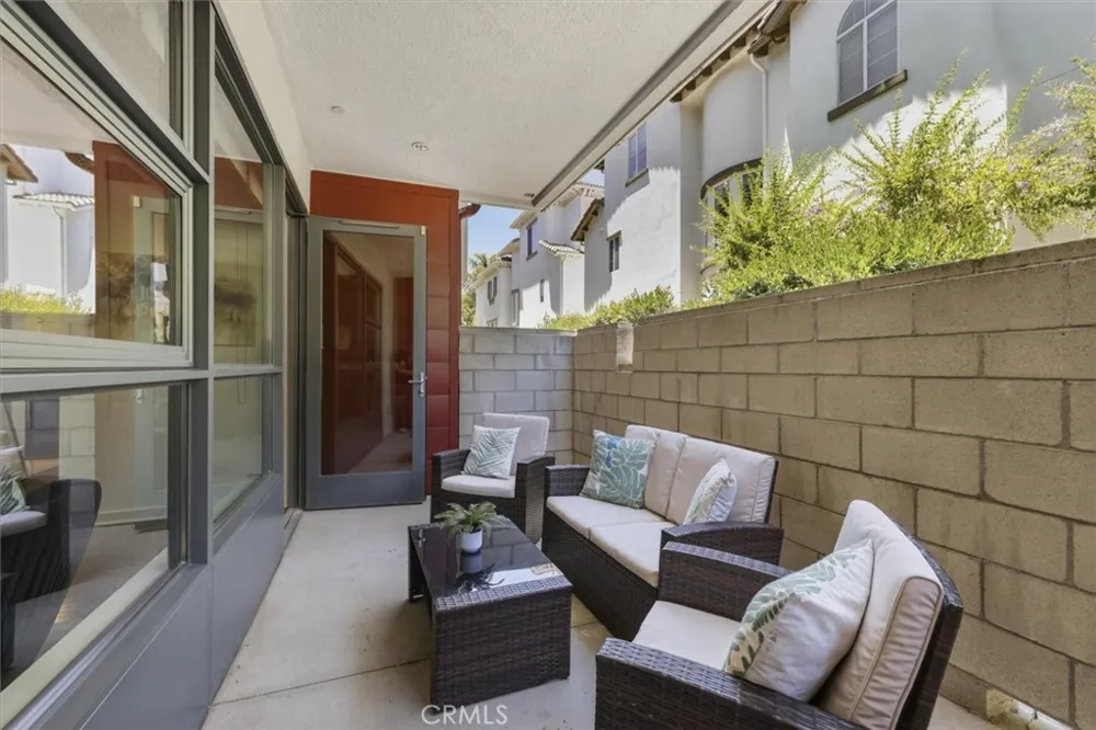 13045 Pacific Promenade #102 Playa Vista, CA 90094