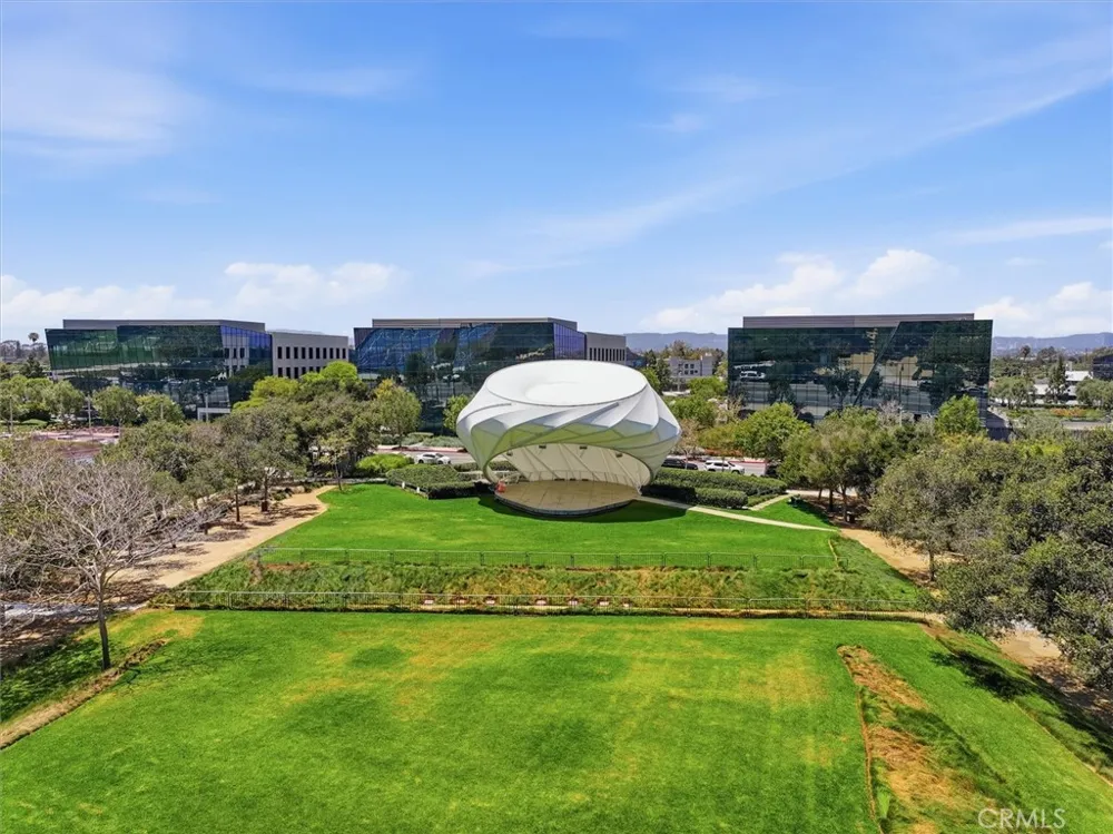 13045 Pacific Promenade #102 Playa Vista, CA 90094