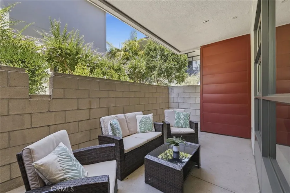 13045 Pacific Promenade #102 Playa Vista, CA 90094