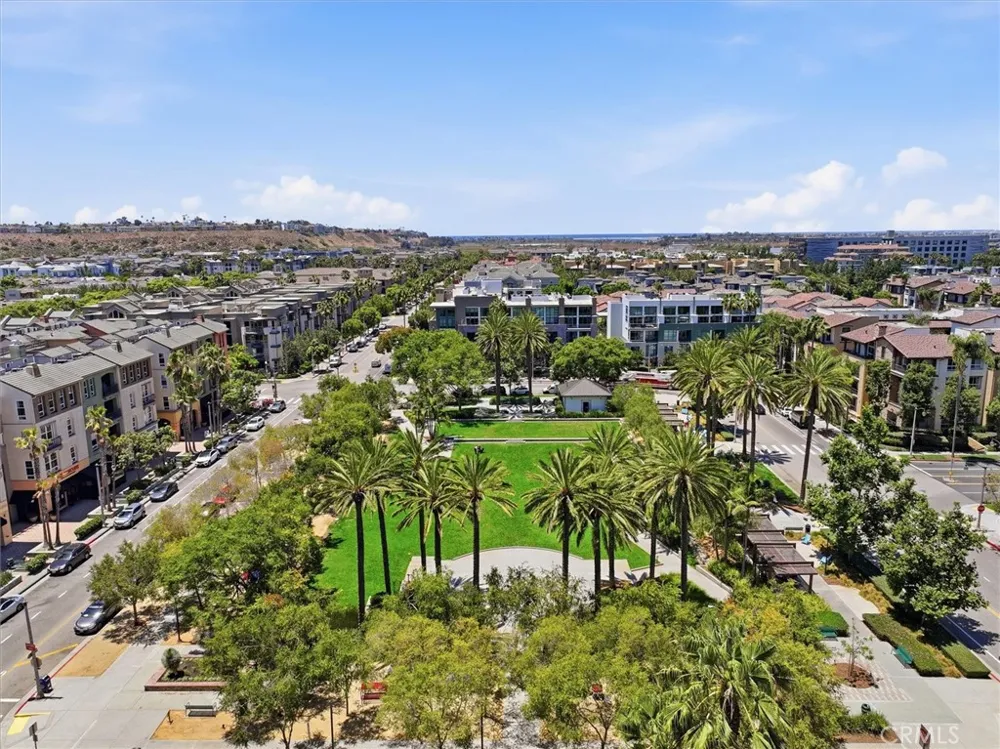 13045 Pacific Promenade #102 Playa Vista, CA 90094