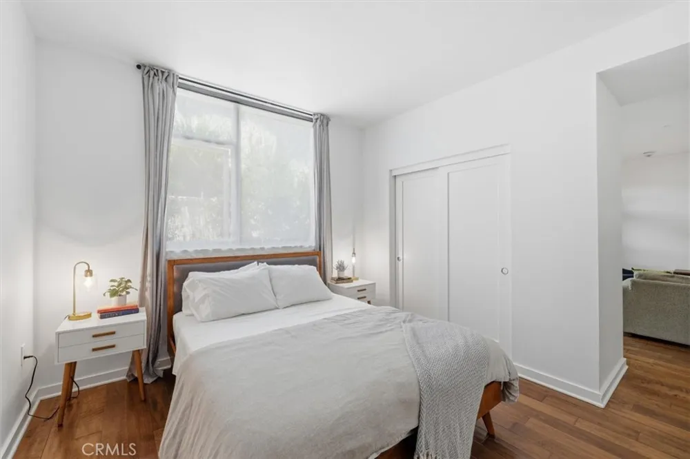 13045 Pacific Promenade #102 Playa Vista, CA 90094