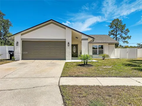 10813 Roundview Lane