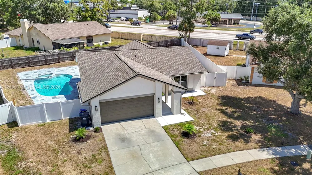 10813 Roundview Lane Tampa, FL 33624