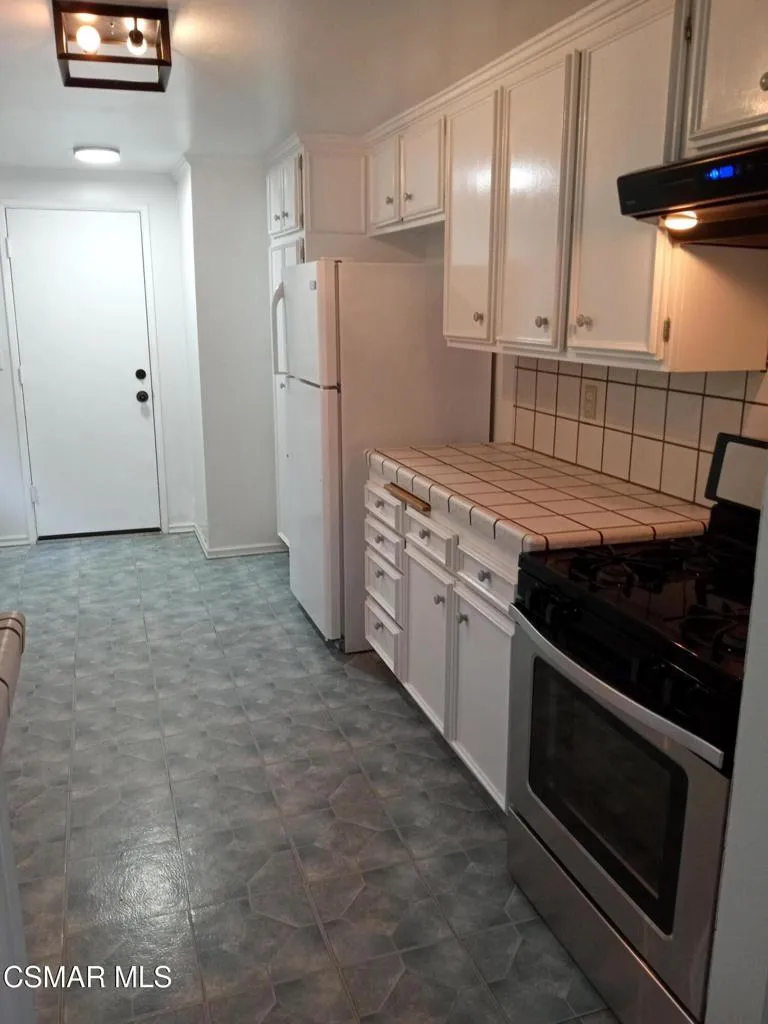 115 Donna Street Oak View, CA 93022
