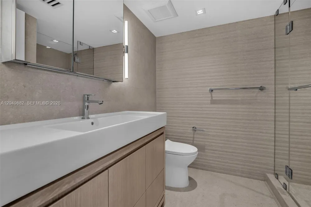9499 Collins Ave #1009 Surfside, FL 33154