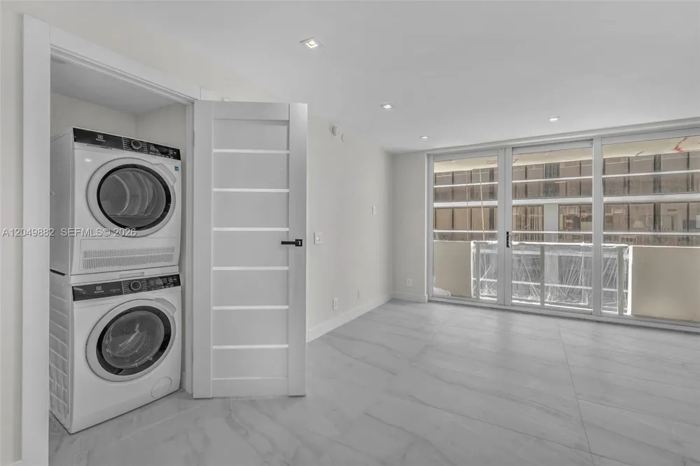 9499 Collins Ave #1009 Surfside, FL 33154