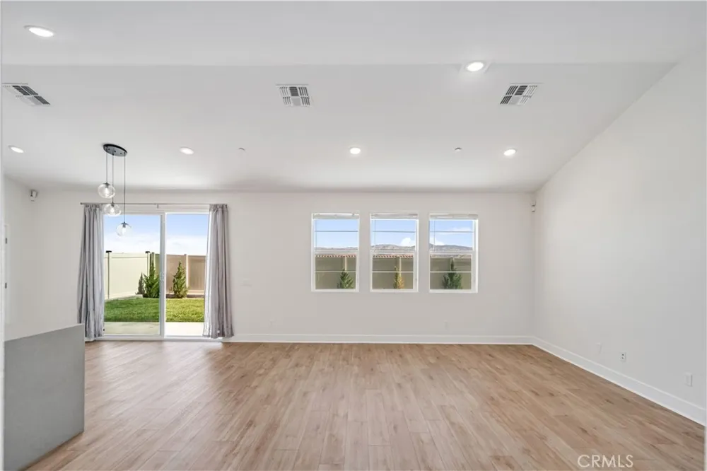 213 Cassano Tehachapi, CA 93561