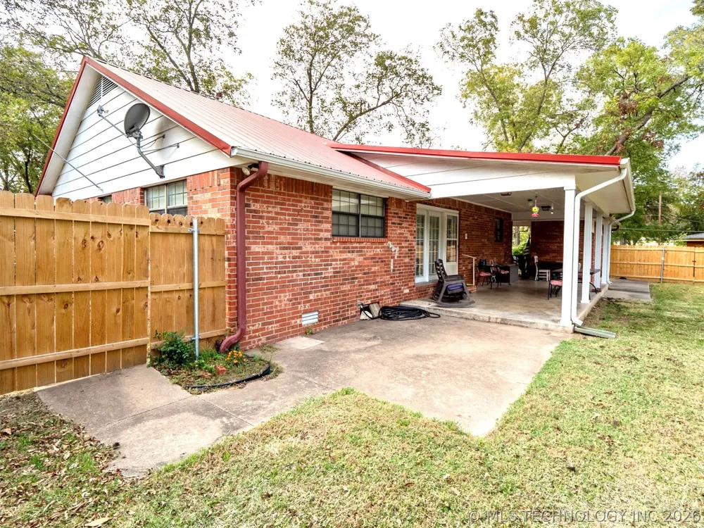 101 Park Drive Madill, OK 73446