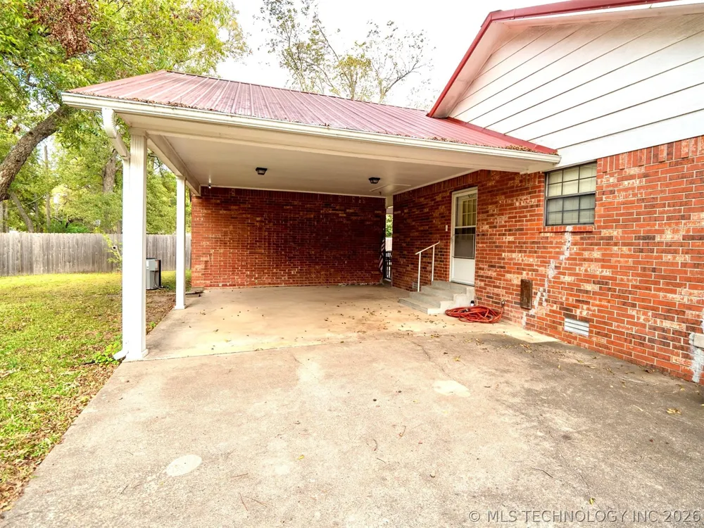 101 Park Drive Madill, OK 73446