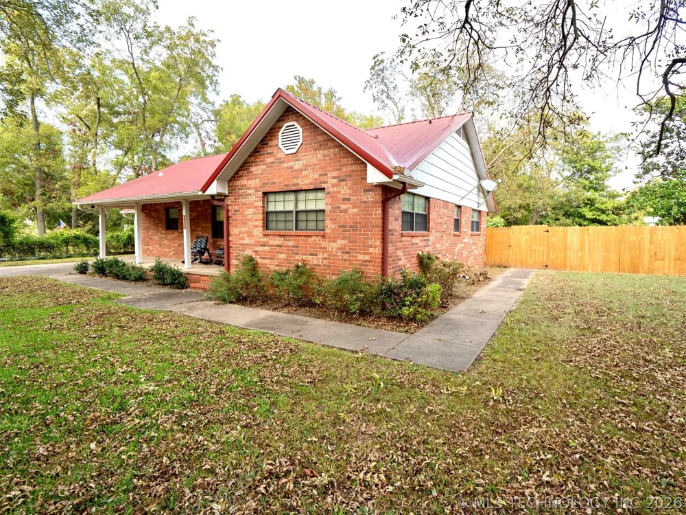 101 Park Drive Madill, OK 73446