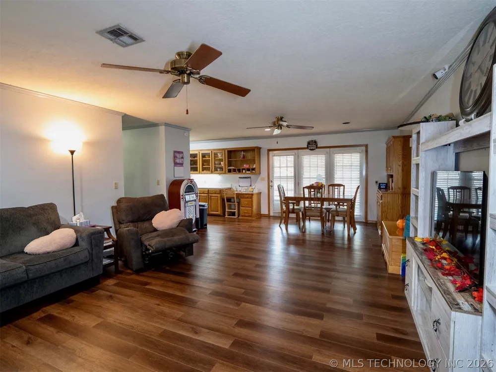 101 Park Drive Madill, OK 73446