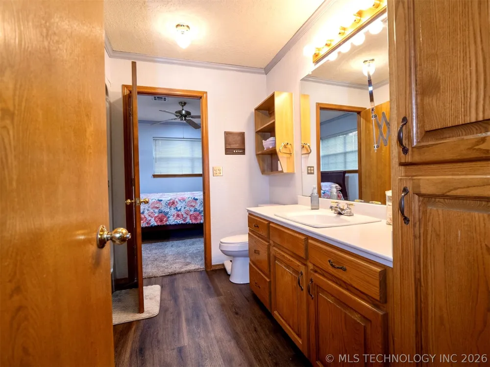101 Park Drive Madill, OK 73446