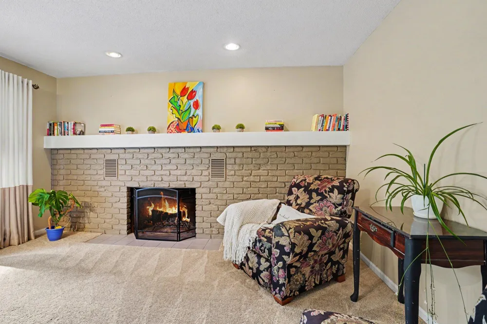 123 Bennett Avenue Hartford, MI 49057