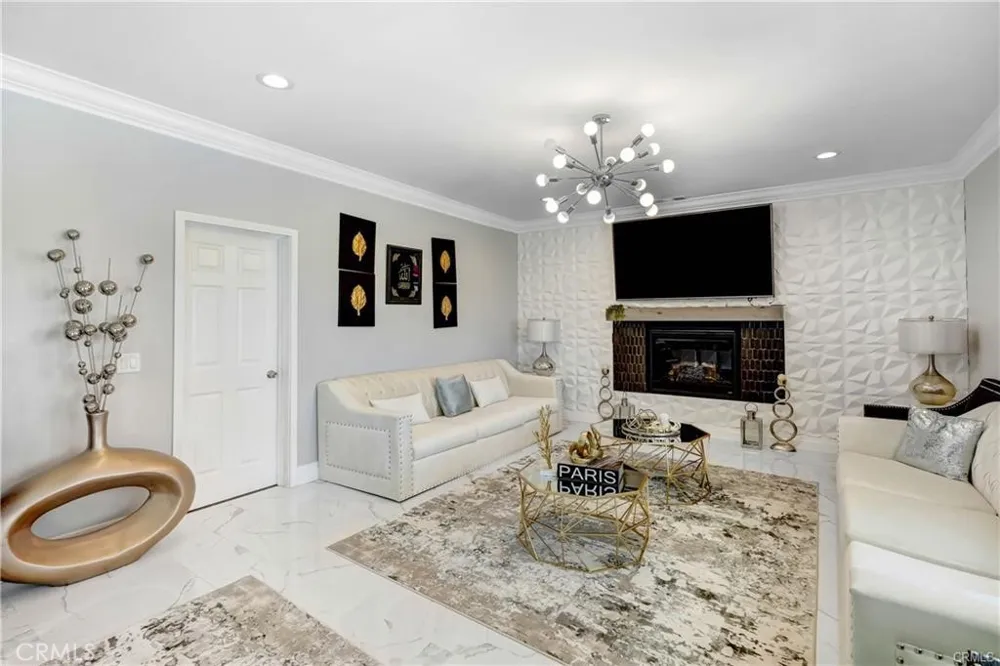 31291 Tommy Temecula, CA 92591