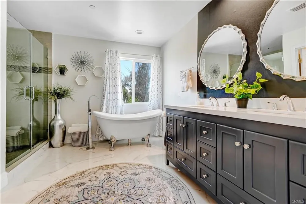 31291 Tommy Temecula, CA 92591