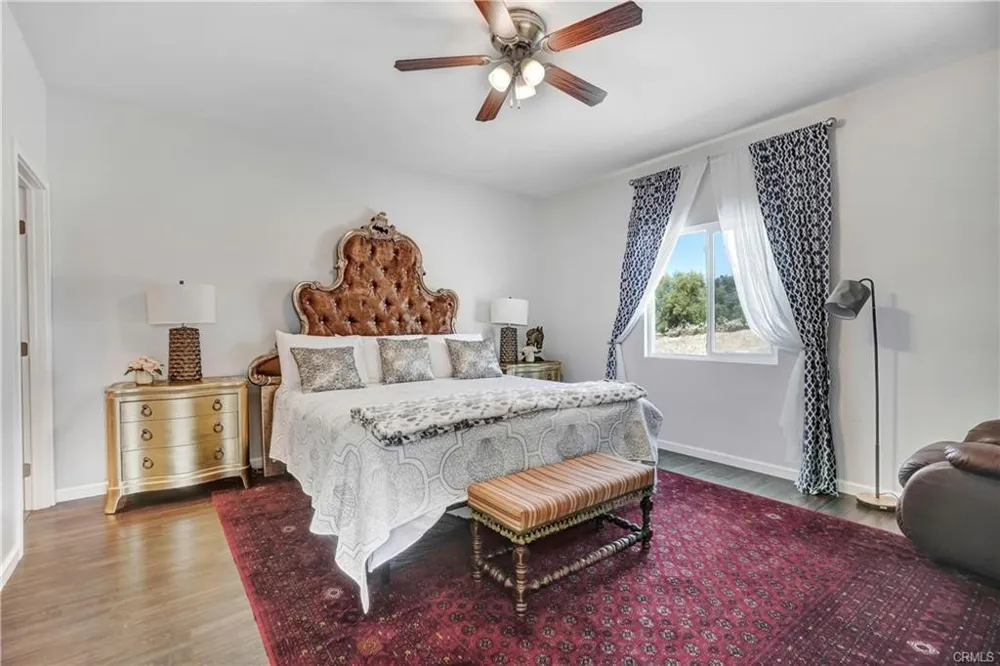 31291 Tommy Temecula, CA 92591