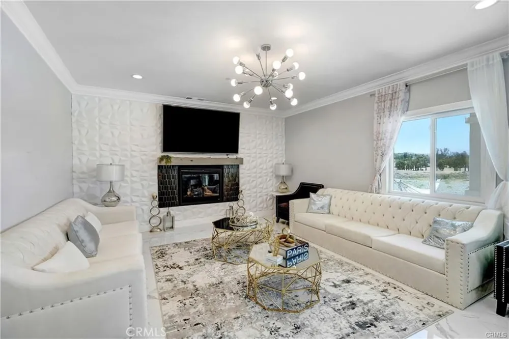 31291 Tommy Temecula, CA 92591