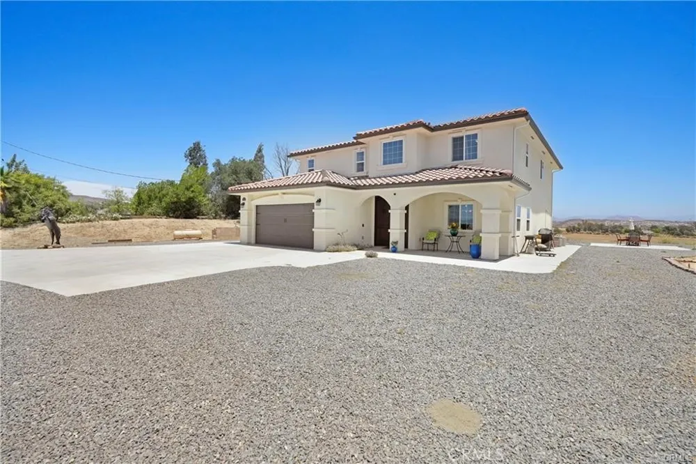 31291 Tommy Temecula, CA 92591