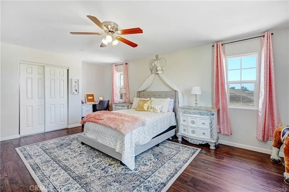 31291 Tommy Temecula, CA 92591