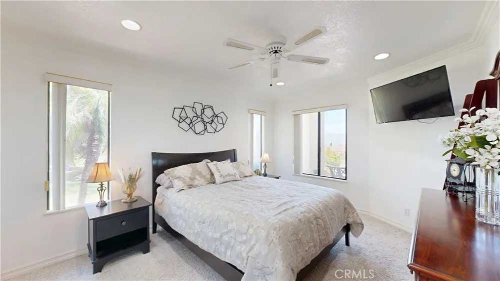 17850 Vista Del Lago Riverside, CA 92503
