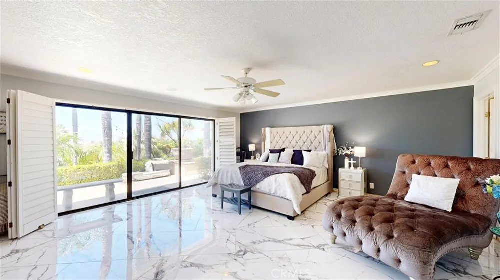 17850 Vista Del Lago Riverside, CA 92503