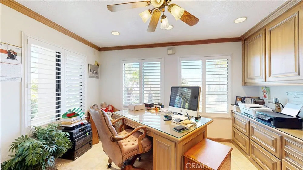 17850 Vista Del Lago Riverside, CA 92503