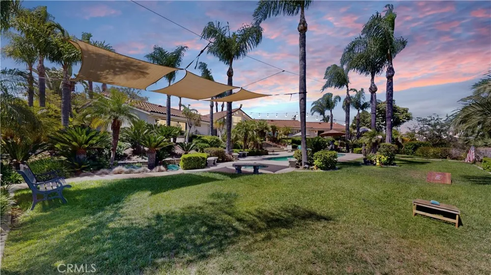 17850 Vista Del Lago Riverside, CA 92503