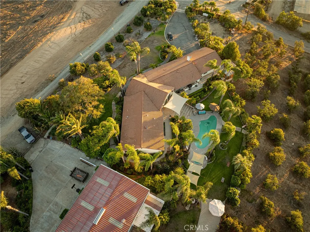 17850 Vista Del Lago Riverside, CA 92503