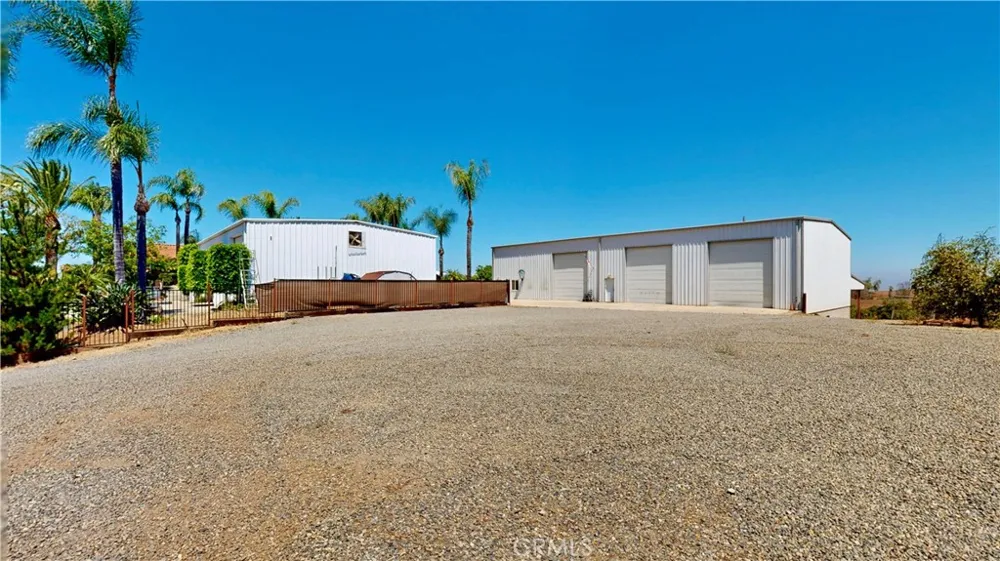 17850 Vista Del Lago Riverside, CA 92503