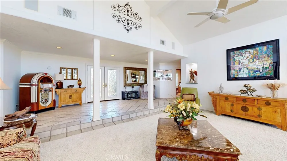 17850 Vista Del Lago Riverside, CA 92503