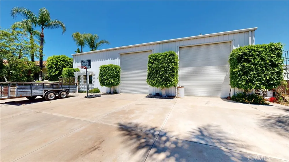 17850 Vista Del Lago Riverside, CA 92503