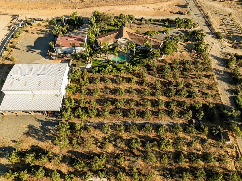17850 Vista Del Lago Riverside, CA 92503