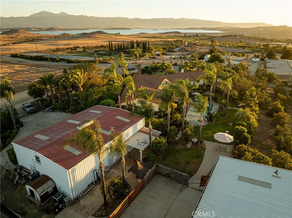 17850 Vista Del Lago Riverside, CA 92503