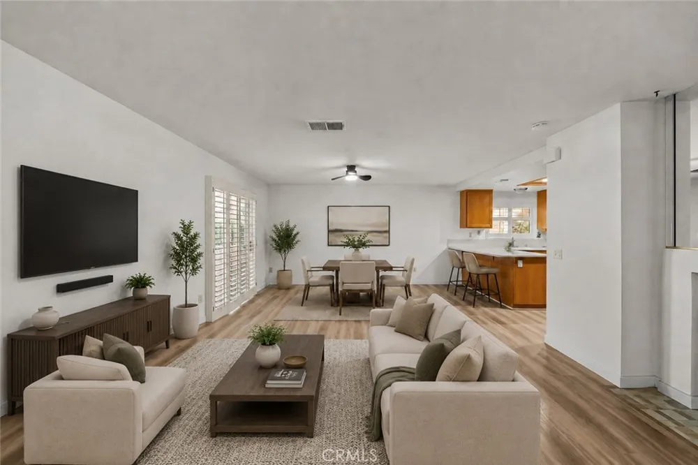 25234 Steinbeck #A Stevenson Ranch, CA 91381