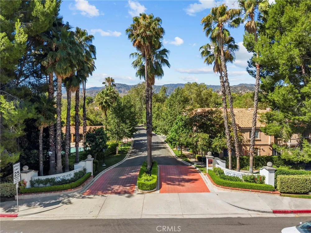 25234 Steinbeck #A Stevenson Ranch, CA 91381