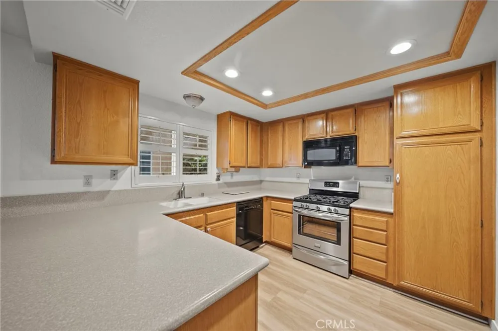25234 Steinbeck #A Stevenson Ranch, CA 91381