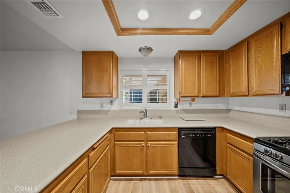 25234 Steinbeck #A Stevenson Ranch, CA 91381