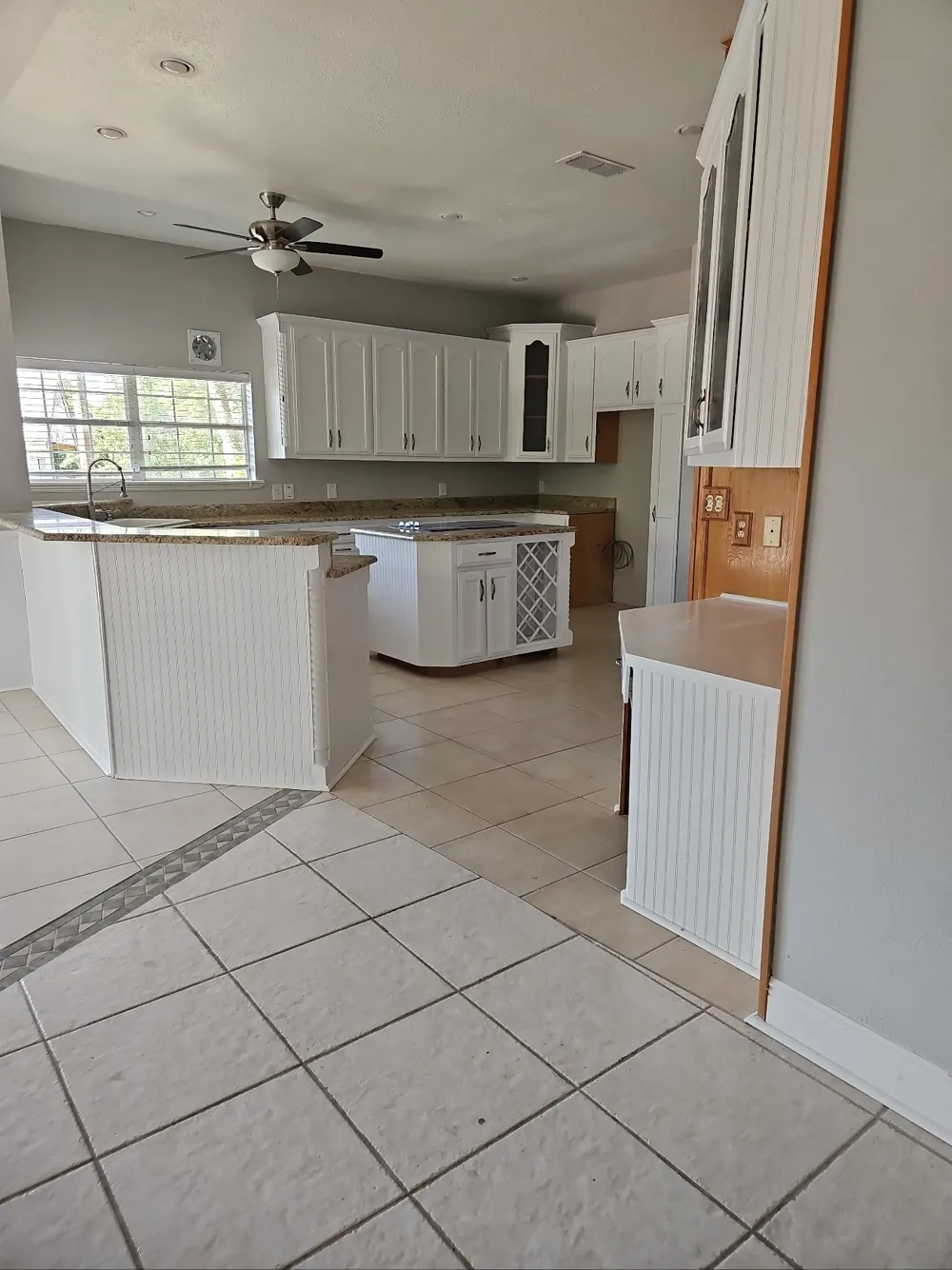 137 Oakview Road Gainesville, TX 76240
