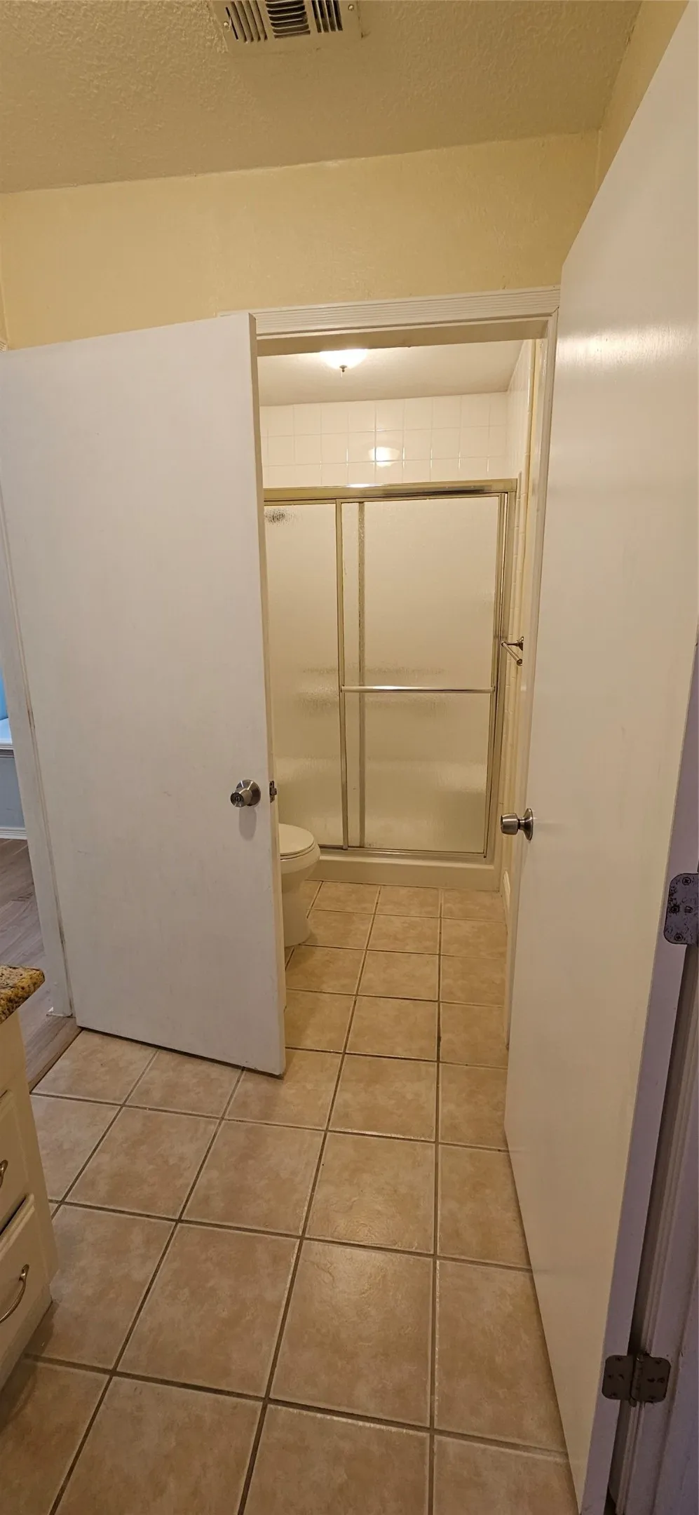 137 Oakview Road Gainesville, TX 76240