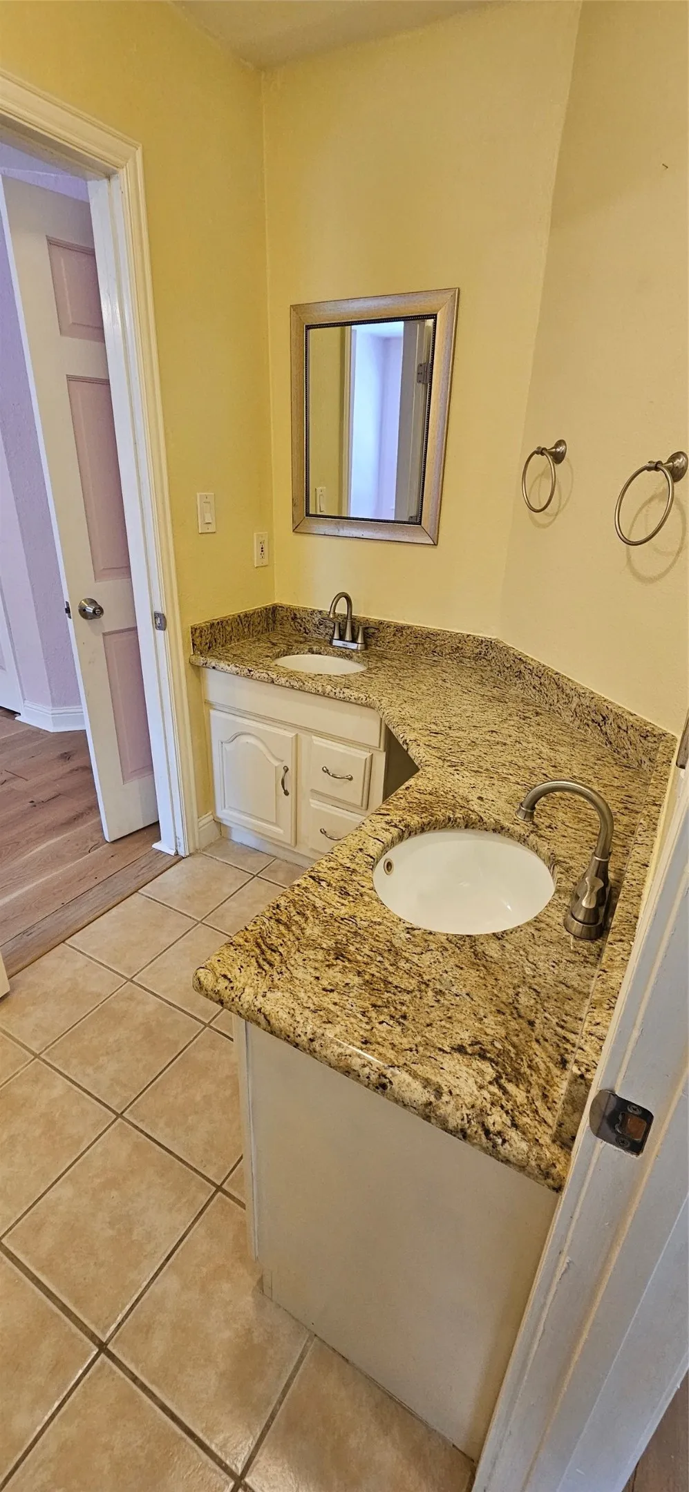 137 Oakview Road Gainesville, TX 76240