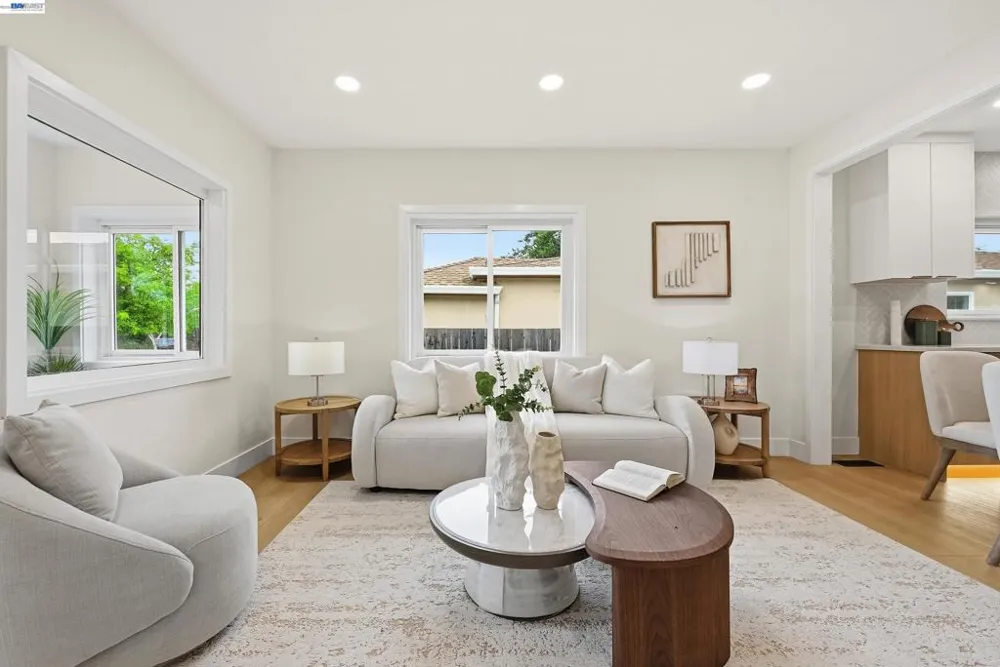 22 Garden Rd Alameda, CA 94502