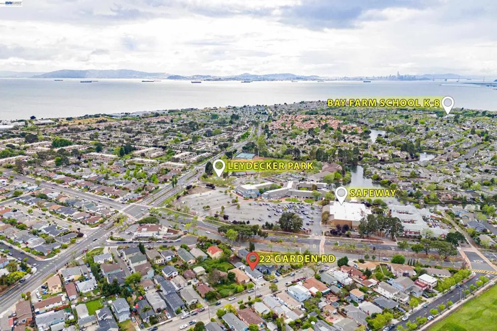 22 Garden Rd Alameda, CA 94502