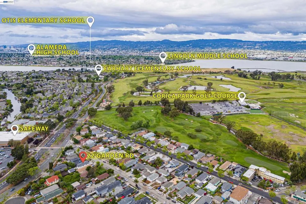 22 Garden Rd Alameda, CA 94502