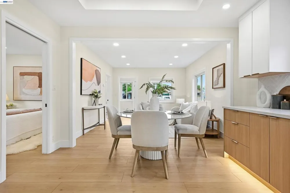 22 Garden Rd Alameda, CA 94502