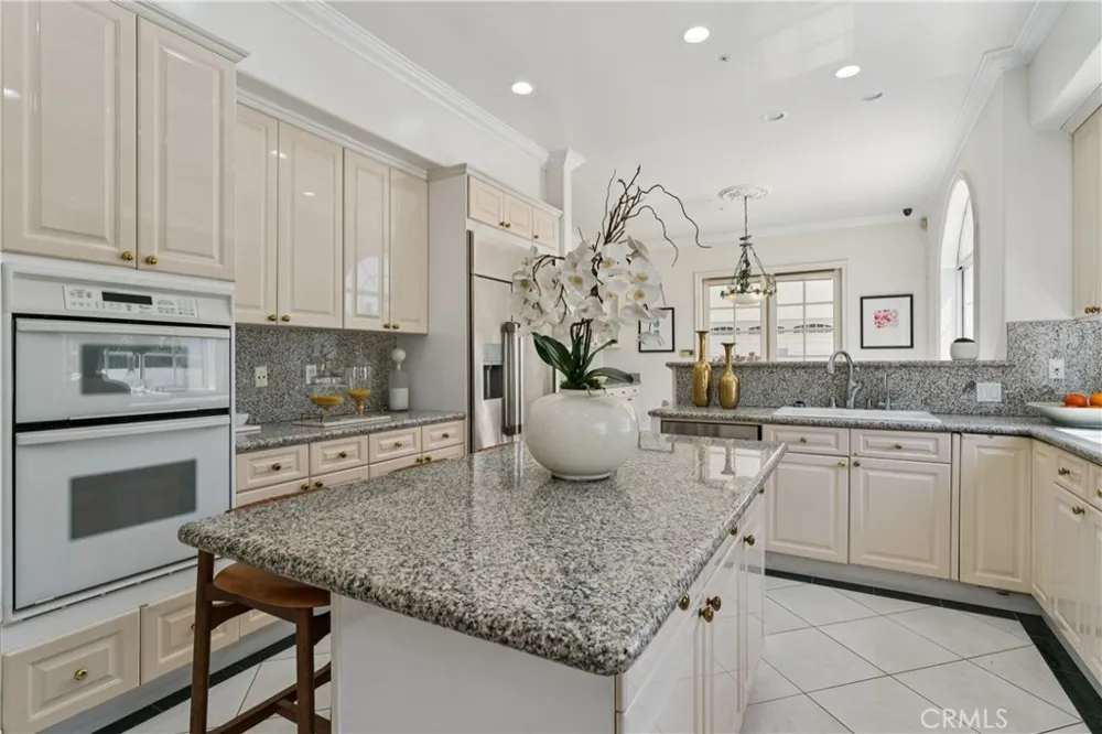 515 W Le Roy Arcadia, CA 91007