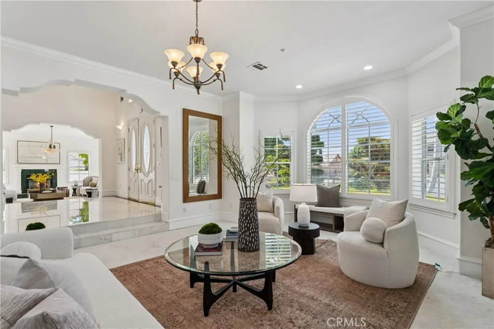 515 W Le Roy Arcadia, CA 91007