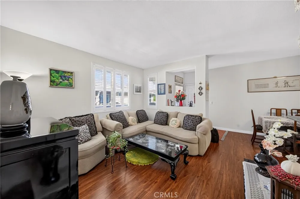 735 Francesca Drive #202 Walnut, CA 91789